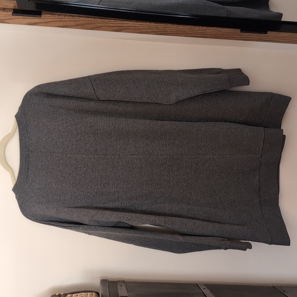 NWOT Plus Size Extra Long Sweatshirt - Picture 4 of 7